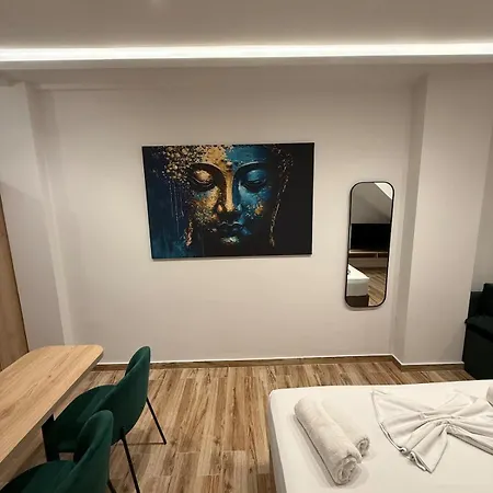 Ethra 8 Apartament Wolos